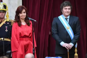 Javier Milei firm el proyecto de Ficha Limpia antes de viajar a los Estados Unidos