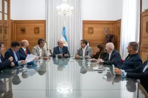 El Gobierno recibi a diputados dialoguistas para impulsar el fin de las PASO