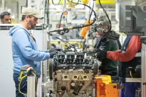 La economa registr su primer aumento interanual en seis meses