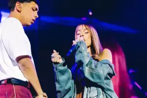 Milo J y Tini Stoessel estrenaron "Lo que me causa"