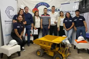 Minera presente en Expo Valle Santa Mara