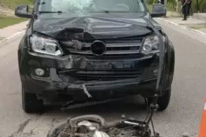 Violento choque frontal deja dos Jvenes heridos