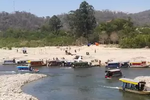 El municipio de Aguas Blancas confirm que construir un alambrado en la frontera