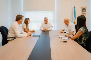 El Gobierno provincial y la UICa trabajarn para reinsertar a los despedidos de Mom Sport