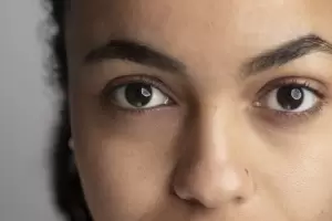 El truco definitivo para eliminar las ojeras por completo de forma natural