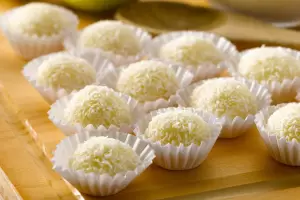 Cmo hornear besitos de coco en pocos minutos