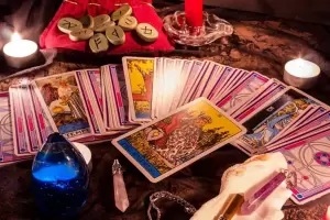 Tarot: Cul es tu fortuna para este domingo 13 de abril de 2025?