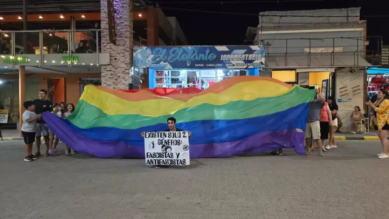 Marcha LGBT antifascista y antirracista en Beln