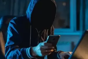 Alerta por nueva modalidad de estafa virtual suplantando a YPF para robar datos bancarios