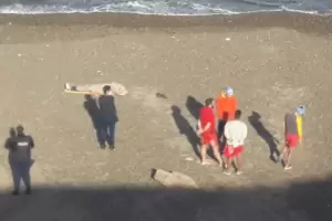 Tragedia: Un argentino muere ahogado en Playa Brava