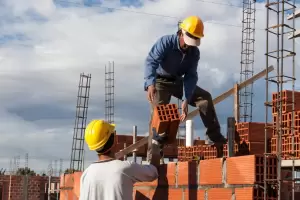 La construccin perdi 120 mil empleos en dos aos y el sector opera al 25% de su capacidad