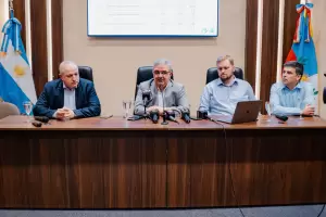 La Provincia present� el Plan Maestro del Agua