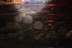 Piden transitar con precaucin por la crecida del ro La Troya