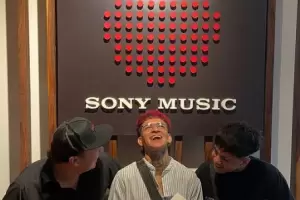 Un catamarque�o en la escena global: Valent�n Vargas lanza canci�n junto a Thal�a