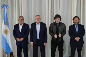 Gobernadores dialoguistas mantienen el silencio tras la polmica de Milei con $LIBRA