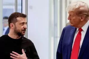 Trump califica a Zelenski de "dictador" y cuestiona su liderazgo