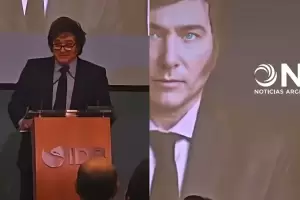 "Es un imbcil": la furia de Milei por un telfono que son durante su discurso