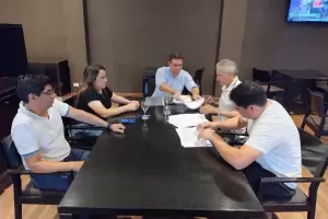 Empleados municipales de Los Altos acordaron un incremento salarial del 16,5%