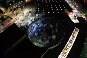 Se desplom el techo de un shopping y cuatro personas murieron