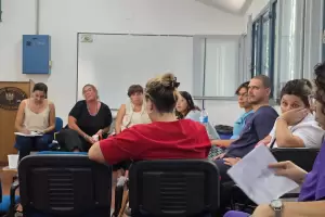 Salud se reuni con el equipo de Salud Mental del "San Juan Bautista"