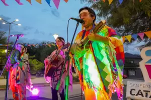 El "Pujllay" anim la fiesta en Casa de la Puna