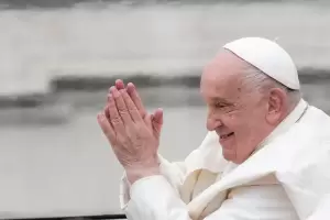 Misa por el 12 aniversario del Pontificado del Papa y pidiendo por su salud