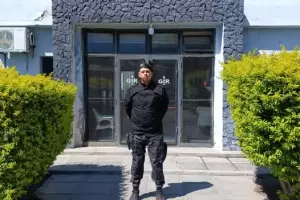 Personal policial le salv la vida a una beb