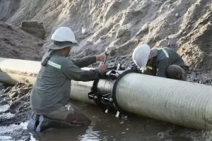 Finaliz� la reparaci�n de la ca�er�a y se trabaja en la normalizaci�n del servicio de agua