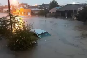 Temporal en Baha Blanca: Inundaciones, evacuaciones y alerta roja