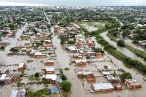 Al menos 10 muertos y m�s de mil evacuados por el temporal en Bah�a Blanca
