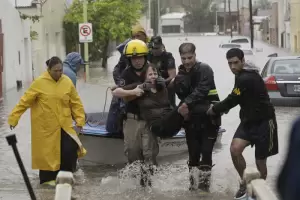 Temporal en Baha Blanca: suben a 13 los muertos y hay ms de 1300 evacuados