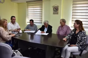 Firman intercambio internacional para alumnos de escuelas preuniversitarias