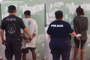 Dos personas arrestadas tras agredir a policas