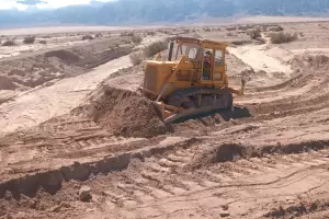 R�pida intervenci�n de Vialidad Nacional en varios sectores que fueron afectados por las lluvias