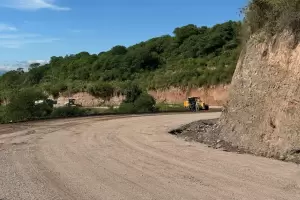 La Provincia financiar la terminacin de obras viales en Aconquija