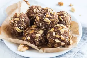 Paso a paso: Cmo hacer trufas de avena y chocolate?