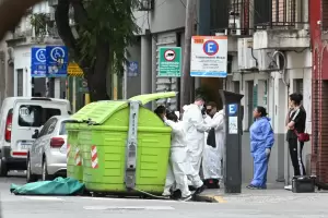 Macabro: Encuentran posibles restos humanos en tres contenedores de basura