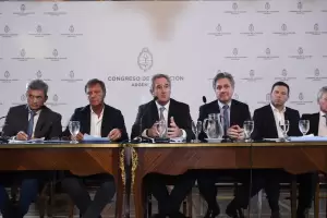 El oficialismo obtuvo dictamen para el DNU de Milei y se vota este mircoles en Diputados