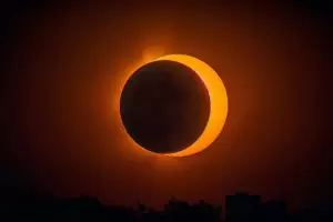 Se viene el eclipse total de sol ms largo del siglo: cundo ocurrir y desde dnde observarlo