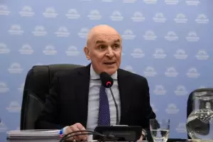 Le hackearon la cuenta de X a Jos Luis Espert y promocionaron la criptomoneda $LIBRA