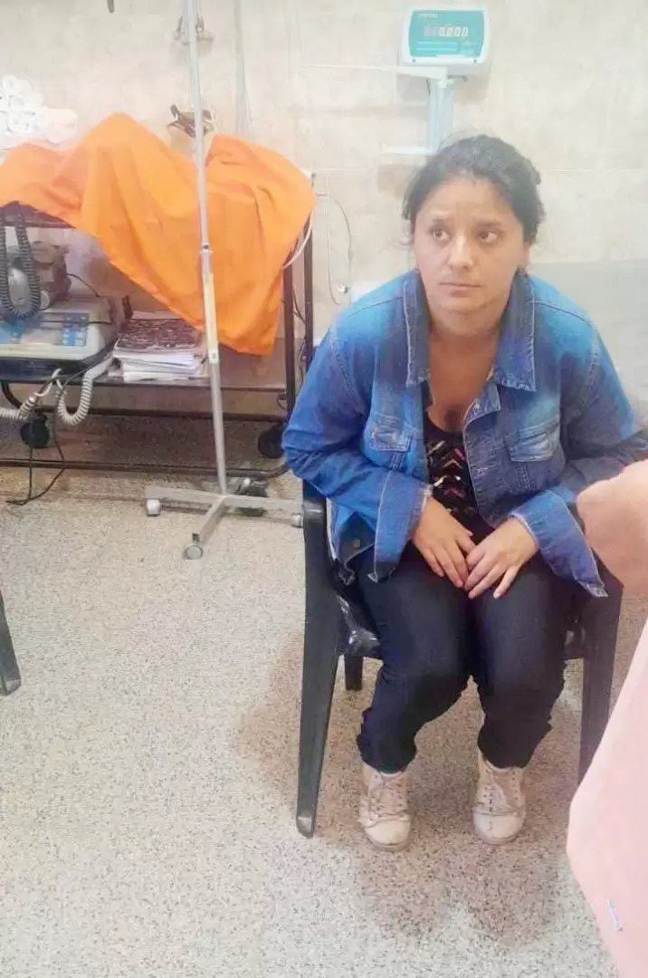 una mujer fue encontrada deambulando en la va pblica