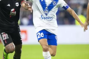 Vlez cay ante Deportivo Riestra en el debut de Barros Schelotto