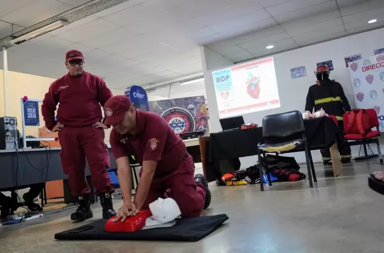 Capacitación en RCP y maniobras de Heimlich