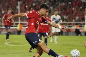 Independiente gole a Godoy Cruz 4 a 0 y se mantiene lder de su zona