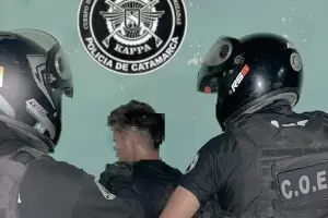 Recuperan un celular sustrado y apreheden a los presuntos autores