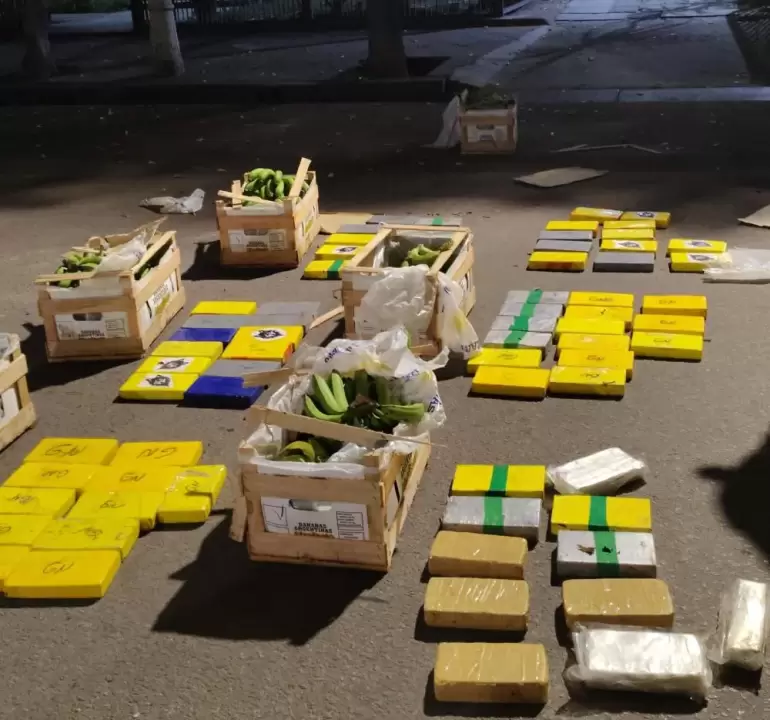 cocana bananas santiago