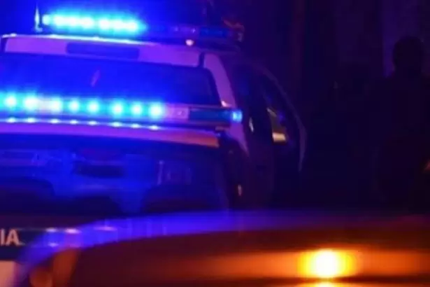 Gresca con cuchillos: un hombre al borde de la muerte