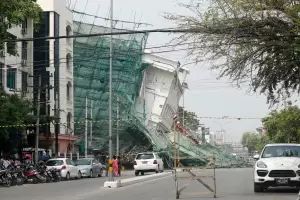 Tailandia: Rescatan a una mujer que sobrevivi 91 horas bajo los escombros