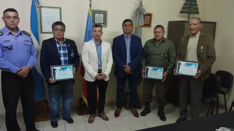 1b0ee93c-e054-46c1-be93-3b38e173cd39