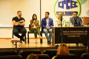 Dictan capacitacin a comerciantes para fomentar la buena conducta fiscal